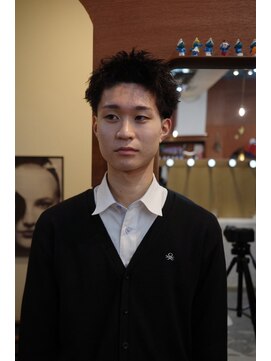 エディ(Edy) メンズスパイキーショート刈り上げツイストピンパーマ眉毛カット