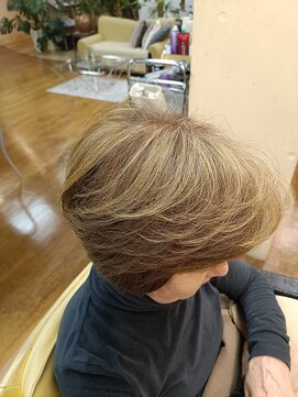エクリュ ヘアーデザイン(Ecrue HAIRDESIGN) ショートボブ