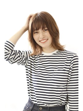 イグレックビス(igrek bis) IGREKBISジグザグバング×ブルージュ×3Ｄカラー×ミニマムボブ