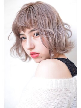 テイラー(Taylor) Taylor【大宮】　ローズグレー×パーマ風ウェーブボブ
