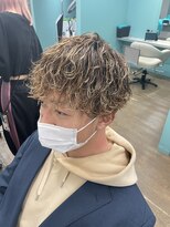 リーホリエ(Lee Horie) 波巻きパーマ