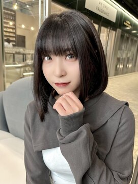 クム(kumu) 韓国風重めパッツン前髪×ウィンターボブ.