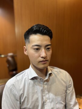 ヘアモード キクチ 銀座店 銀座 大人バーバーヘア 〈理容室〉