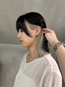 ニキータ(Nikiita) 〈インナーカラー！ホワイト！〉