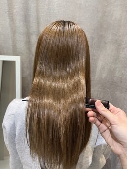 ルクールヘアアンドビューティー 燕三条店の写真/【酸熱トリートメント】いま注目の髪質改善トリートメント取扱い♪今までにない手触り＆ツヤ髪を実感して！