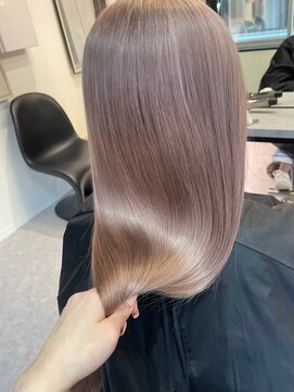 ペレ 渋谷(PELE) イメチェン/ホワイトブロンド/外ハネボブ/美髪/渋谷