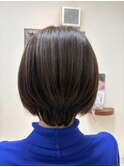 ナチュラルショートボブ