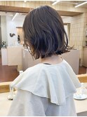 ブリーチなし切りっぱなしボブミディアムレイヤーボブ夏カラー