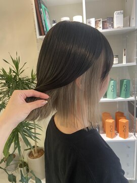 インク バイ アルテフィーチェ 西宮(ink by artefice) ぷつんとボブ × インナーカラー