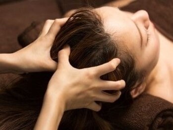 リチル(Re:chill)の写真/大人女性のためのヘッドスパで健康的な美髪を育む土台をケア。日々の疲れを癒してリフトアップ効果も◎