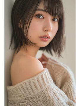 ルアナ(Luana) 顔まわりレイヤー切りっぱなしボブ