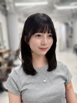 ハピネス 梅田茶屋町店(HAPPINESS) レイヤーカット/ミディアムレイヤー/ぱっつん前髪/暗髪/透明感