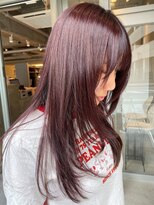 エッジ(EDGE)&nbsp;艶感たっぷりの柔らかレットカラーハイレイヤースタイル