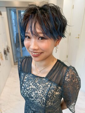 モナバイルーブル(MONA by Louvre) 【MONA名古屋駅/名駅】ブルーデザインカラー/ブリーチ