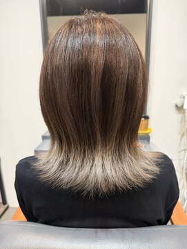 アタッシェ(Attache) 外ハネボブ