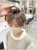 大人ハイライトカラーベージュハンサムショート