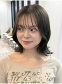 ディープオリーブベージュ