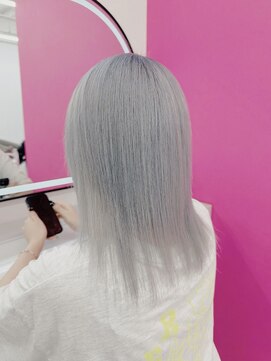 ロサ ファイブヘアー(Rosa..5Hair) ホワイトシルバー