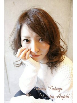 ヘアーラウンジ アンフィ 井土ヶ谷(Hair Lounge Anphi) 【Anphi】 うざバング☆艶と透明感のカラー＆デジパーで小顔に☆