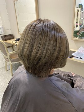 アルート 町田店(aroot) 透明感ハイトーンショート