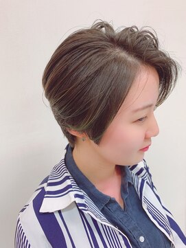ビューティーサロン クイーン(beauty salon QUEEN) スッキリ色気のあるハンサムショート☆+.・