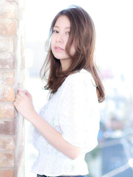 メロリッチ(MELLORICH) 【メロリッチ】大人の顔が小さく見えるくびれセミロング