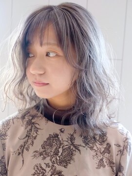 アイティー バイ アルバム 中野店(IT by ALBUM) グレージュ_イヤリングカラーくびれミディ_ba318891