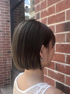 シェノン 梅田(CHAINON) イメチェンヘアスタイル×きりっぱなし