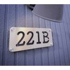 ニーニーイチビー(221B)のお店ロゴ