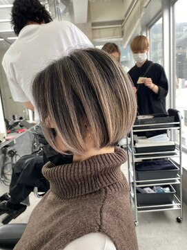 イキ 表参道(iki omotesando) モード/無造作ウェーブ/大人ガーリー[表参道駅]