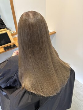 フルール バイ サファリ(fleur by safari) トープベージュ/ロング/30代/カラーリストkanae