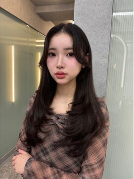 ボタン ハカタ(VOTAN hakata) 博多/韓国ヘア/センター分け/レイヤーカット/顔周りカット