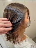 透け感ベージュ×インナーカラー