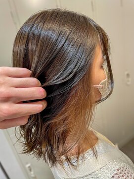 ロッカ(ROCCA) 透け感ベージュ×インナーカラー