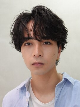 エリマ 横浜西口(elima) 横浜西口フェザーパーマフェザーショートセンターパート20代緩め