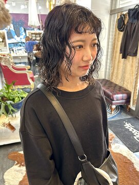 ロマーリ(LOMARLIE) 30代40代50代セミロングレイヤーニュアンスパーマ岡山パーマ