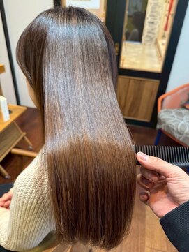 髪質改善ストレート 艶髪 20代 ベージュカラー 透明感 縮毛矯正