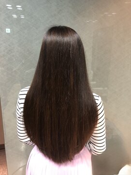 ウイバイファースト(u'i by first) ワンレンロングスタイル