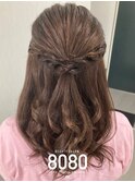 ねじりハーフアップ