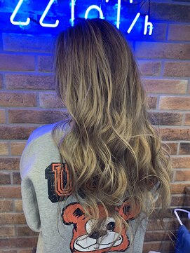 バジオットエイチ(BUZZIoT h) 【グラデーションカラー】バレイヤージュ×スモーキートパーズ