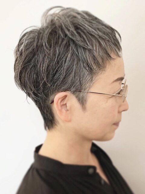 【KAILA】グレイヘアベリーショート　高野担当