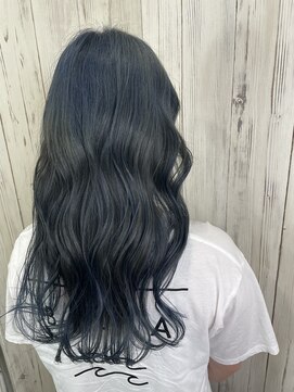 アンダーバーホワイト 南海難波店(_WHITE) ブルージュ