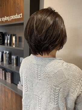 リリ(Liri material care salon by JAPAN) ショートボブスタイル