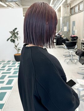 ノエ(noe) ぷつっとボブ×ワインレッド