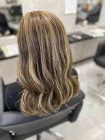 アンダーバー(UNDRvr)&nbsp;ベージュ　ハイライト　6.1