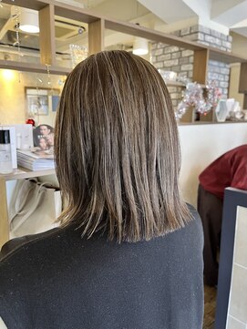 ヘアスペースブルーム エボリューション 庄内店(HAIR SPACE BLOOM evolution) 【庄内店/カット カラー】ハイトーン/ベージュ/グレージュ