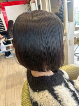 ビス リアン 川口店(Vis lien) くすみベージュマロンベージュ前下がりボブフェザーショートヘア