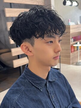 オリ 仙台(Oli) リバースセンターパート/ニュアンスパーマ/ダウンバング/仙台