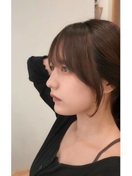 リラ(Lila) 韓国風厚め顔周り