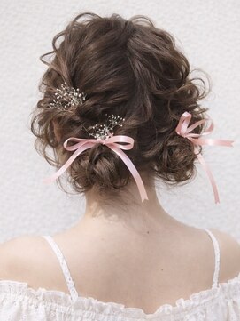 クローズ(cross-z) 上品まとめ髪◎後れ毛ニュアンスアレンジ（東川口/浦和美園）